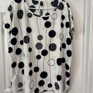 Boxy Short Sleeve Blouse fits like 3x